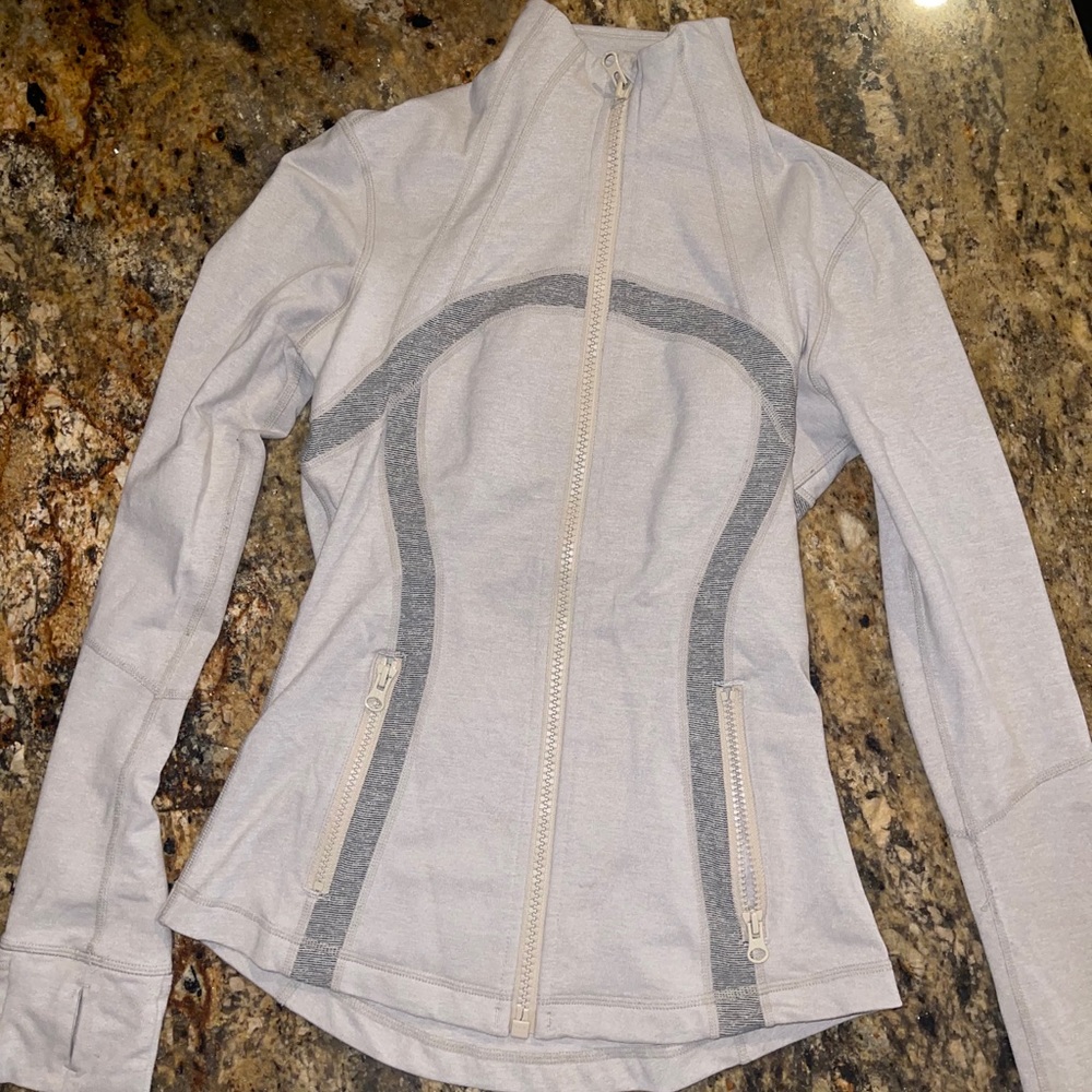 COPY - Oatmeal Lululemon define jacket